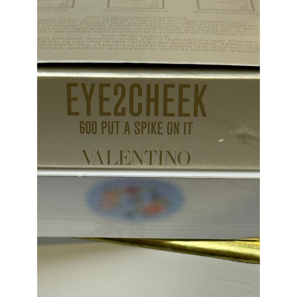 Valentino Eye2Cheek Blush & Eyeshadow - 600A PUT A SPIKE ON IT - New in Box - Picture 2 of 7